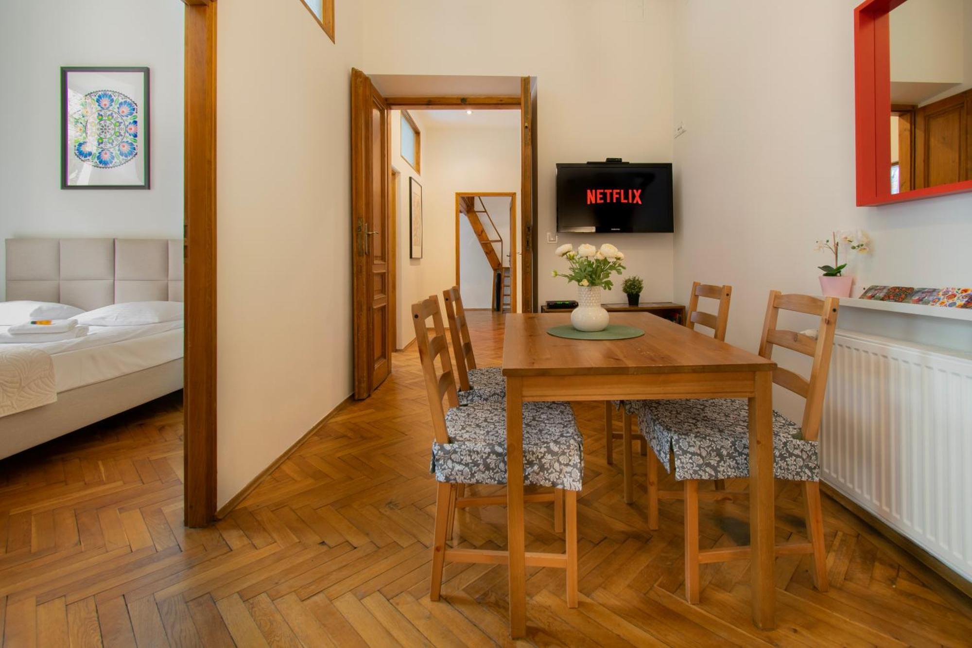 Ground Floor Family Apartment Krakow Luaran gambar